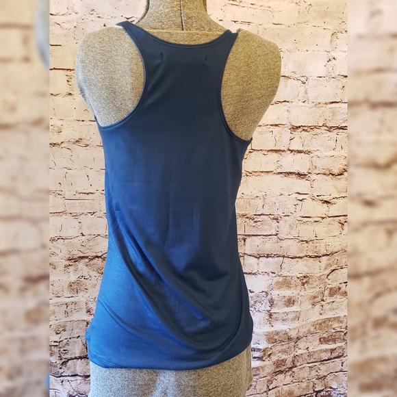 The Yorker "Rosie the Riveter" Tank Top - Picture 2 of 5